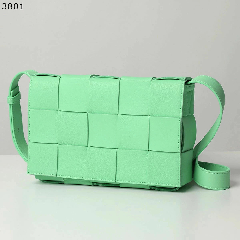 BOTTEGA VENETA Cassette Shoulder Bag Maxi Intrecciato Leather Crossbody